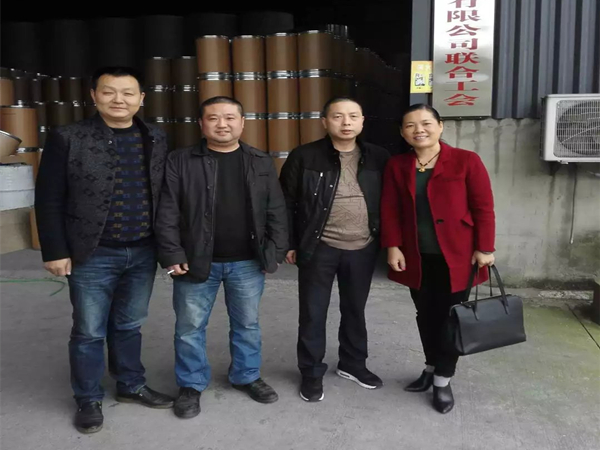 株洲市華興紙桶包裝有限責任公司,株洲市華興紙桶包裝,株洲鍍鋅桶,株洲油漆桶,株洲彩桶